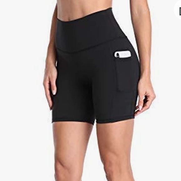 High Waisted Biker Shorts with Pockets 6" Inseam - Picture 2 of 5